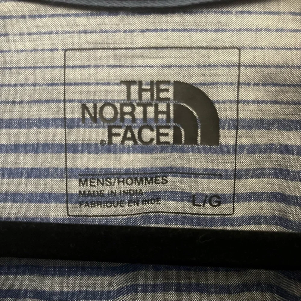 The North Face Button Down Shirt Size L